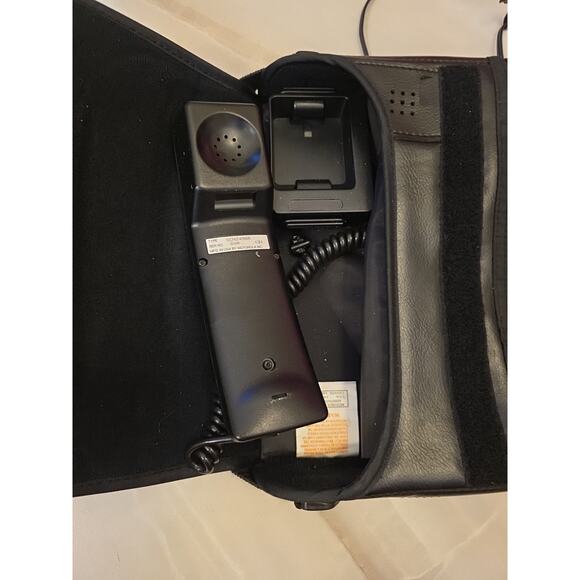Vintage Cellular One Motorola Cellphone Model SCN2498b Mobile Bag Car Phone - Picture 7 of 16